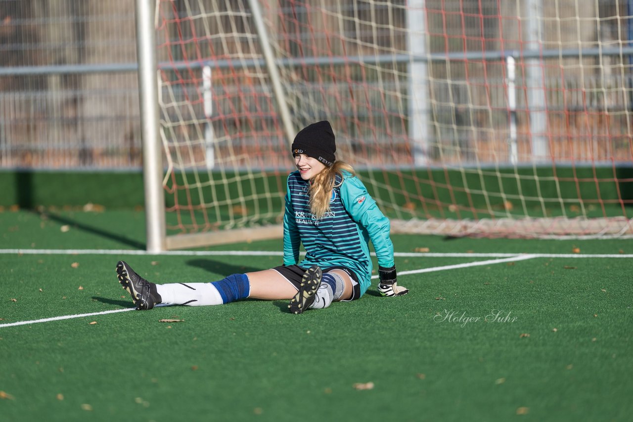 Bild 56 - wCJ VfL Pinneberg - SSV Rantzau : Ergebnis: 0:0